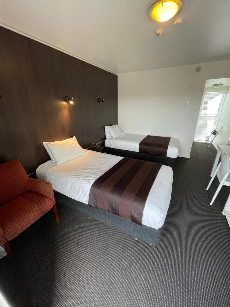 Grand Riccarton Hotel Christchurch Bagian luar foto