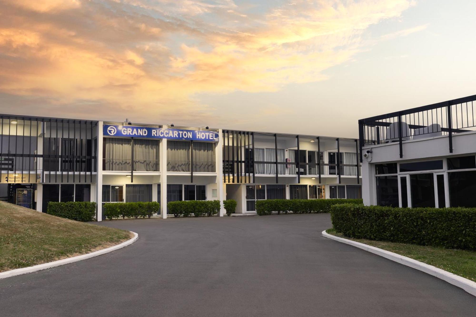 Grand Riccarton Hotel Christchurch Bagian luar foto