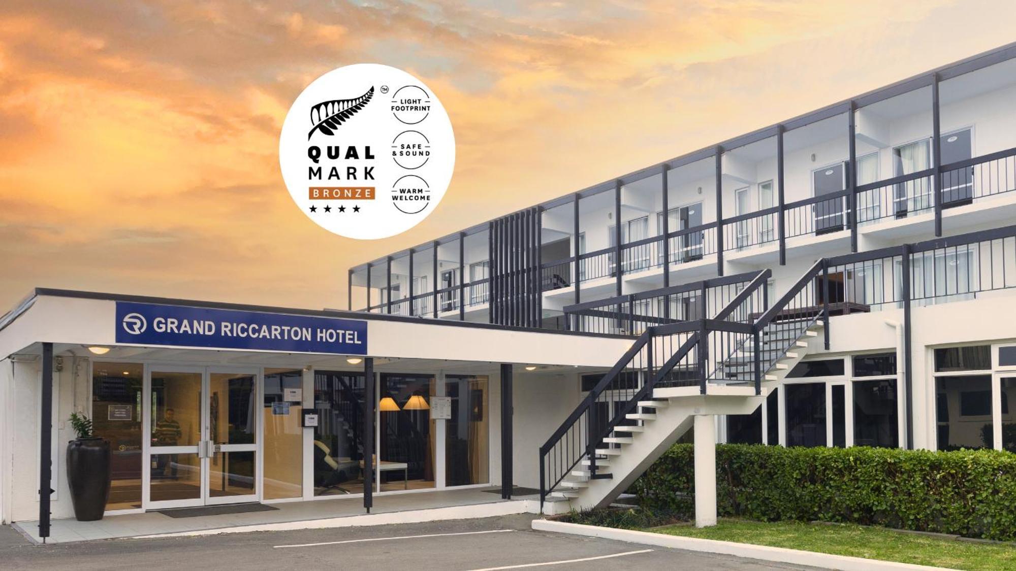 Grand Riccarton Hotel Christchurch Bagian luar foto